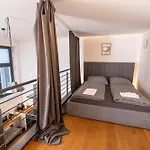 Pempelfort Luxury Townhouse